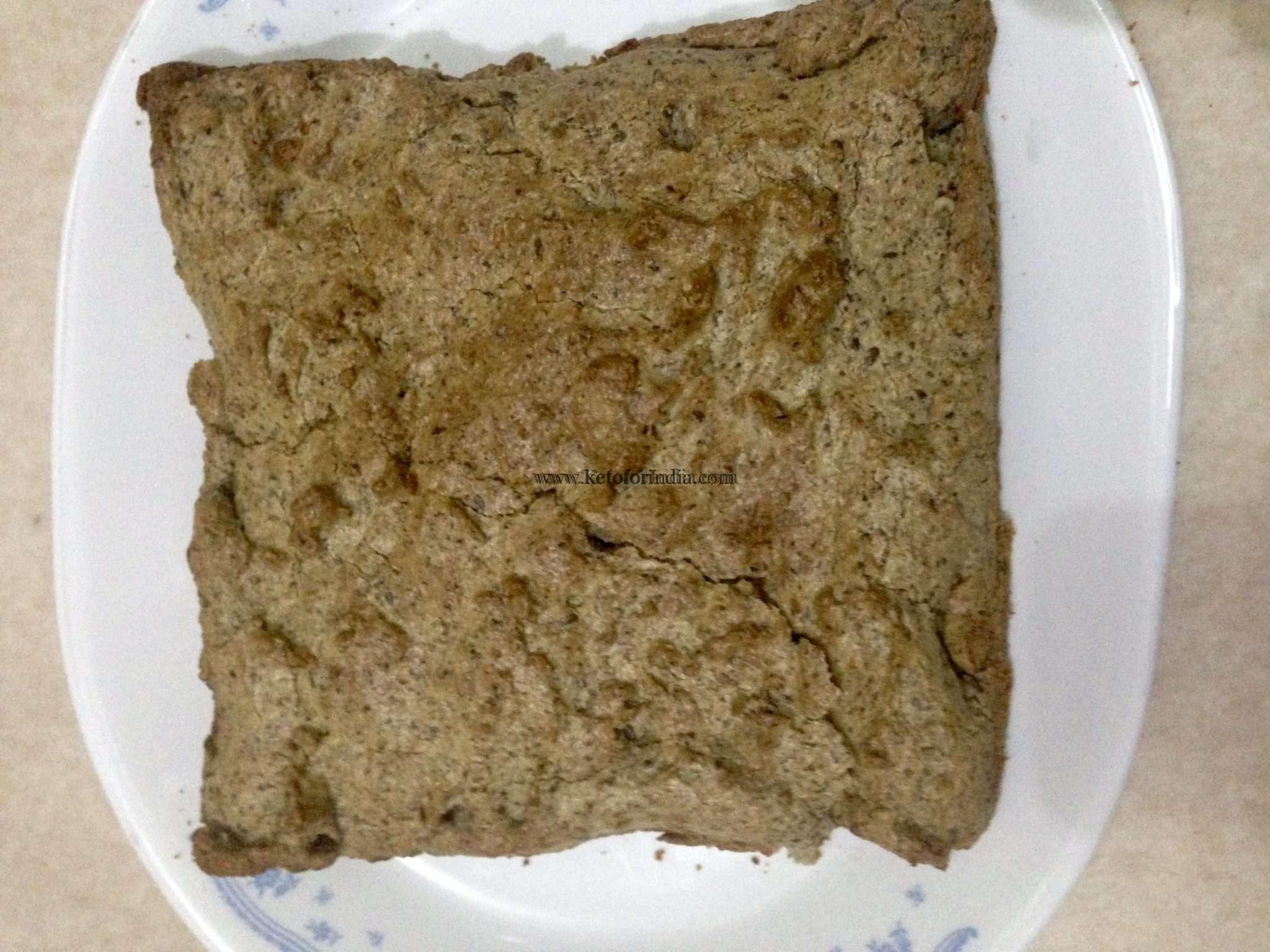 कीटो मल्टीग्रैन ब्रेड (Keto Multigrain Bread) बनाना सीखे। 